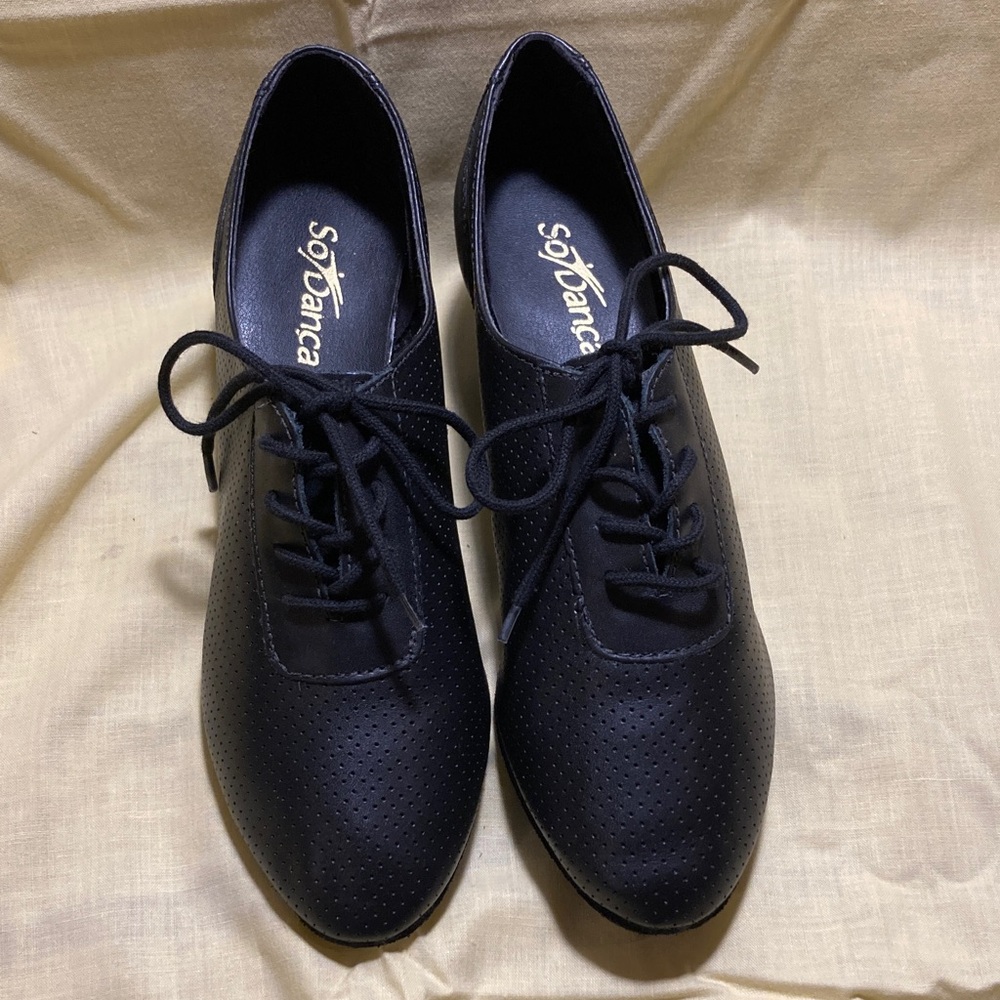 Só Dança Women's Black Perforated Lace-Up Practice Shoes